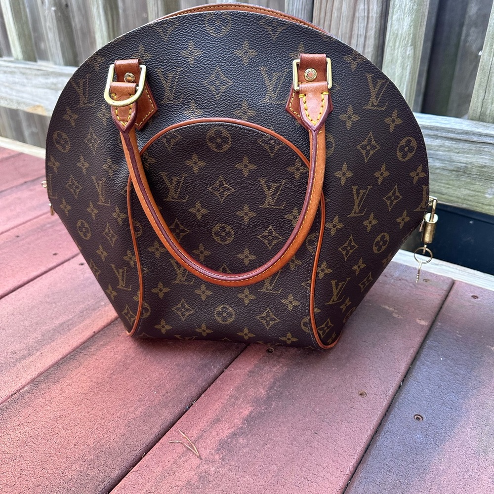 Louis Vuitton Dark Brown Monogram Shoulder Bag